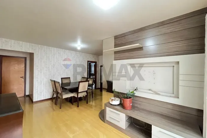 Apartamento 3 dormitórios sendo 1 suíte - Centro Criciúma-SC