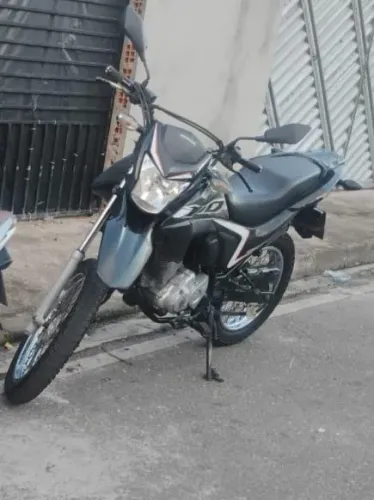 Bros 2020 38000 km rodados