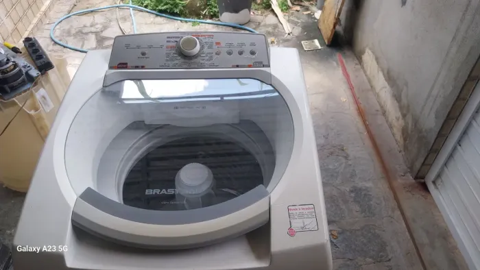Máquina de lavar Brastemp 11 kg . 1kg .