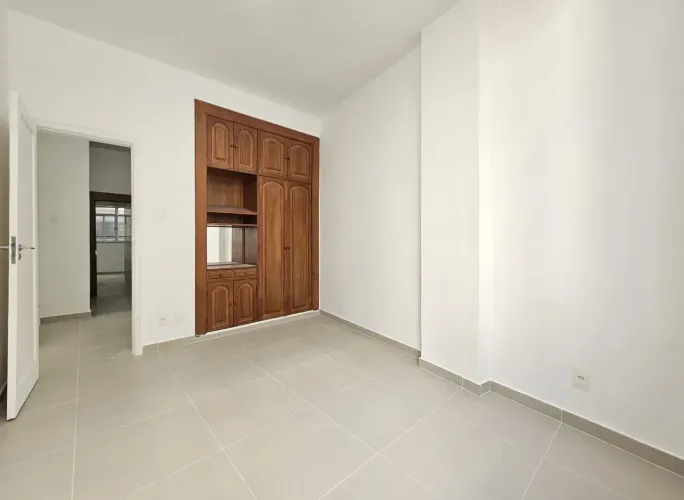 Apartamento Quarto e sala - com escritório  72 m²  Rua Moura Brasil