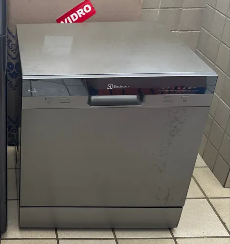 Lava louça Electrolux prata 110v (acompanha transformador)