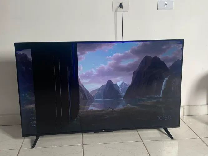 SMART TV TLC 50 POLEGADAS - LEIA
