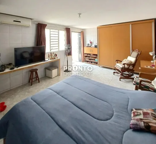 Casa com 4 quartos em Jiquiá