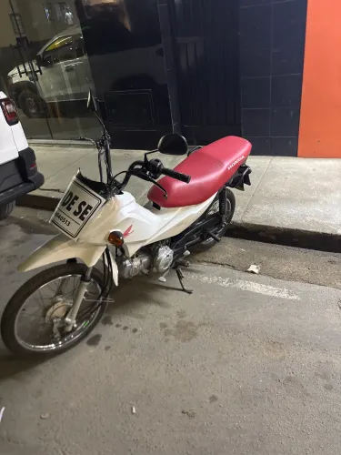 Moto Honda pop 