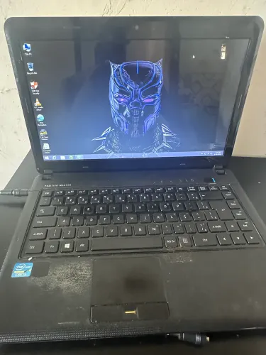 Notbook Positivo Master i3 500Gb HD 4GB RAM 