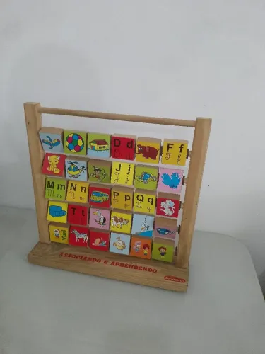 BRINQUEDO EDUCATIVO ASSOCIANDO E APRENDENDO