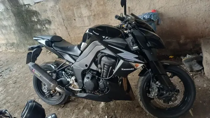 Kawazaki Z 1000 com abs revisão completa feita