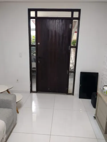 Duas portas de Massaranduba completa