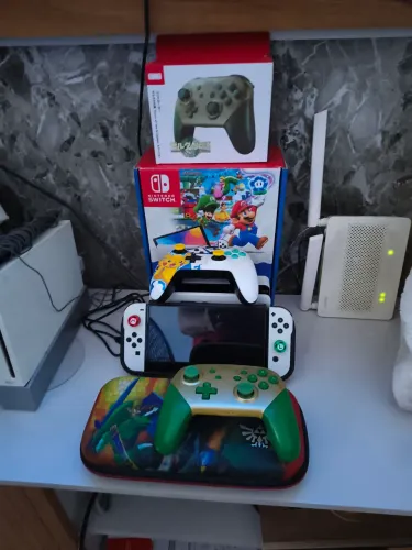 Nintendo Switch OLED Desbloqueado - Kit Completo + Acessórios