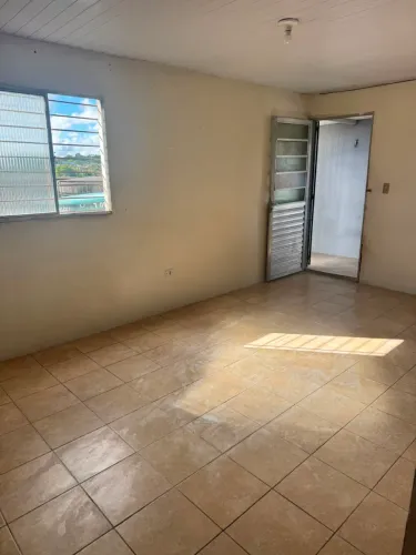Casa no 27 de novembro Ibura