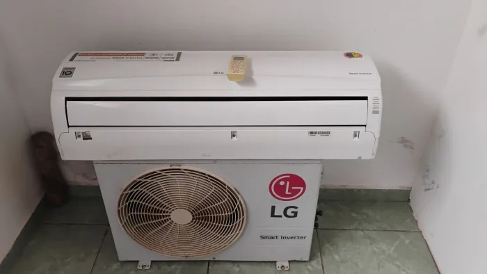 Vendo ar condicionado 18 mil BTUs LG smart inverter