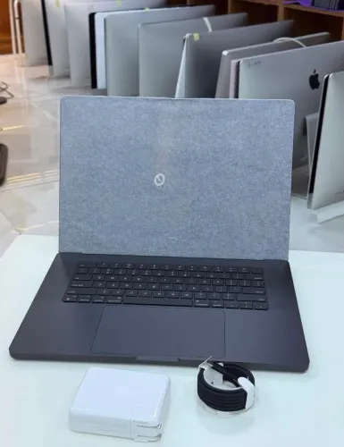 MACBOOK PRO 16-INCH. M4 PRO