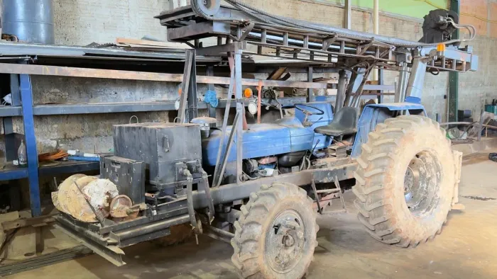 Perfuratriz de Estacas 