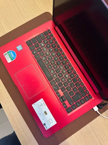 Notebook ASUS VivoBook 15 X510UA - Excelente estado