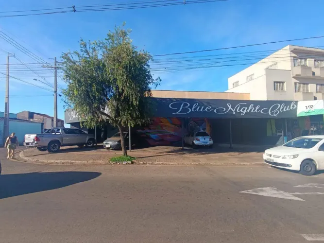 Sala para alugar, 250 m² por R$ 8.800,00/mês - Sebastião de Melo César - Londrina/PR