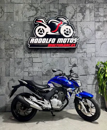 Honda CB TWISTER 250 CBS MUITO NOVA 