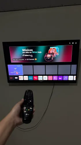 Smart LG 50 4K + suporte articulado (brinde)