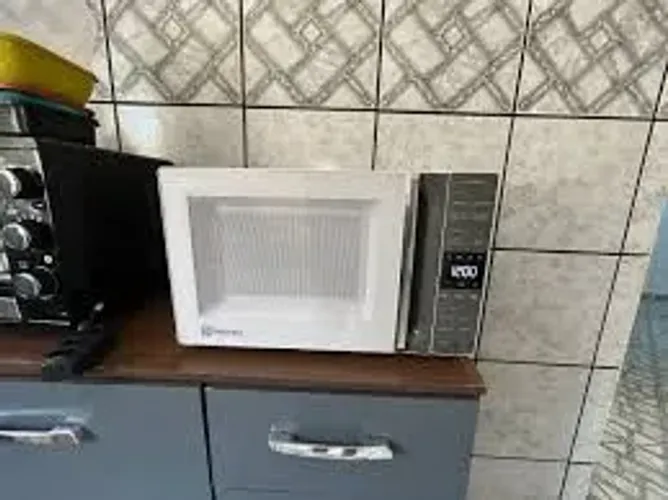 Micro Ondas Eletrolux 23L ME23B Efficient Lacrado Novo