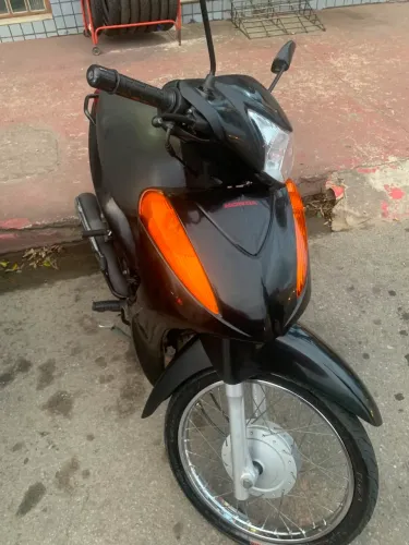 Vende-se HONDA/BIZ C 100 ES