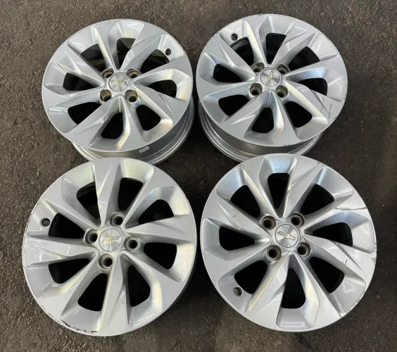 Rodas Gm aro 15 furacão  4x100 originais 