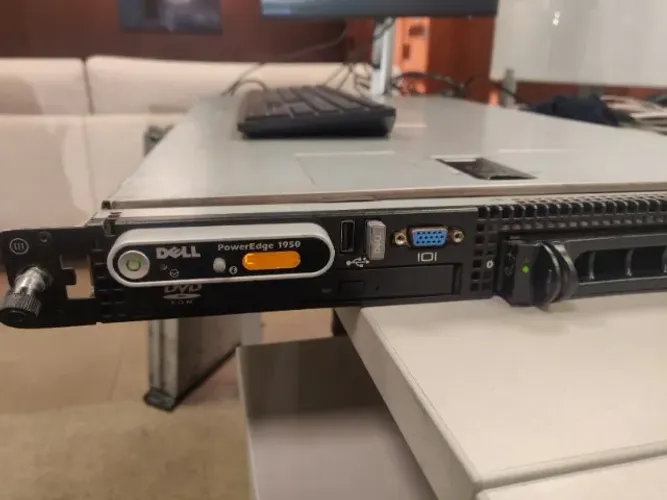 Servidor Dell PowerEdge 1950 Xeon SAS