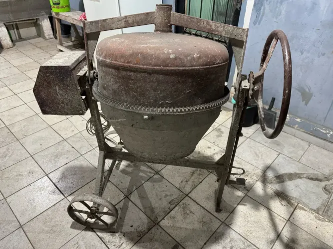 Betoneira 120 litros