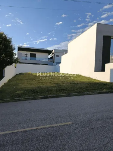 Terreno plano no condominio Ibiti Reserva, 250 mts, prontos para construir
