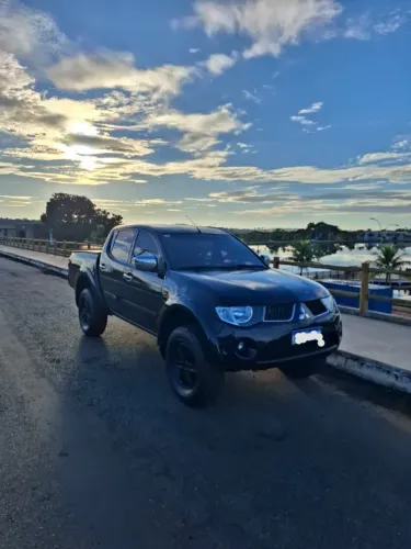 Mitsubishi L200 Triton HPE 3.2 CD TB Int.diesel AUT 2009