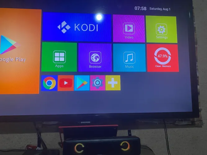 ? TV Samsung 42? + Caixa de Som