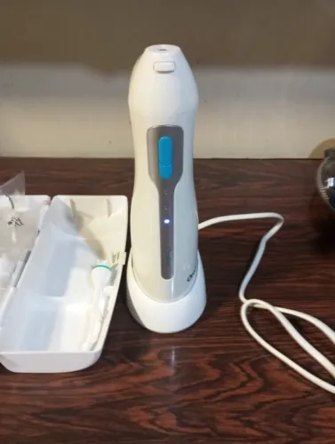 Irrigador Oraljet OJ750B Portatil Sem Fio Recarregável Water Flosser Bivolt