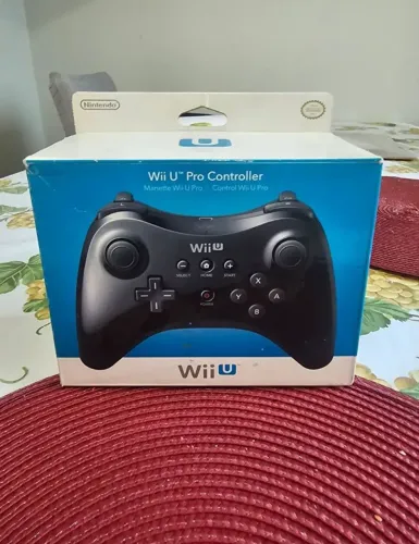 Controle pro do Wii U Preto