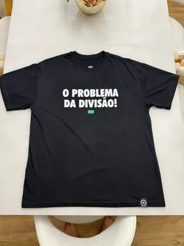 Camiseta Charles do Bronx Problema da Divisão