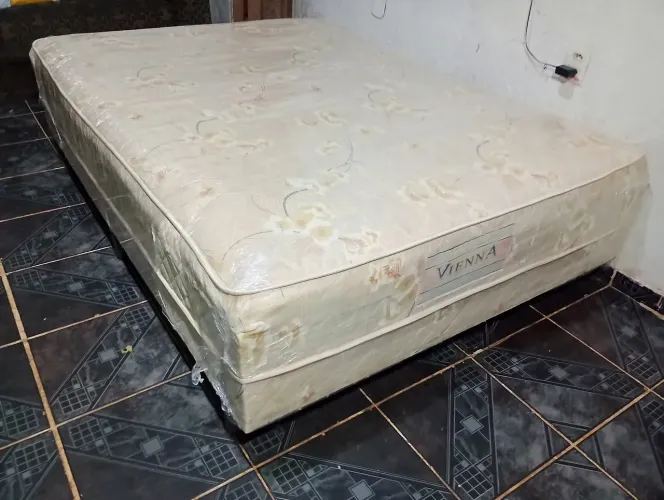 Cama Box Casal De Espuma Higenizada 