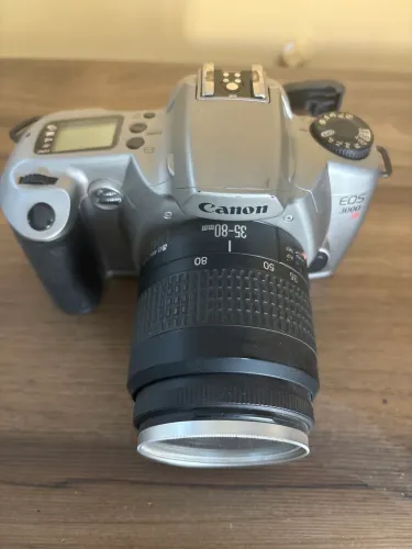 Camera Canon EOS 3000