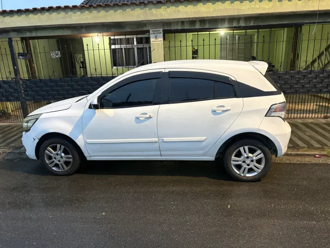 Chevrolet Agile LTZ 1.4 MPFI 8V Flexpower 5P 2012