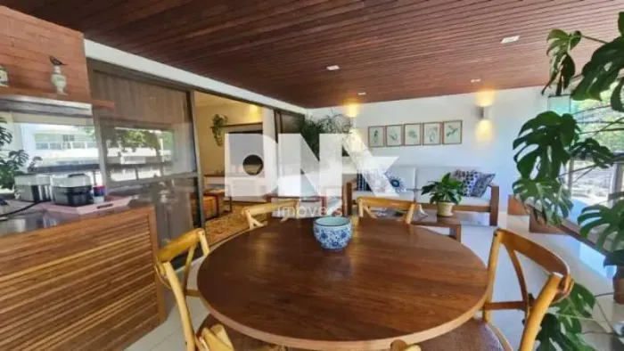 Apartamento : Padrão / Residencial / Barra da Tijuca
