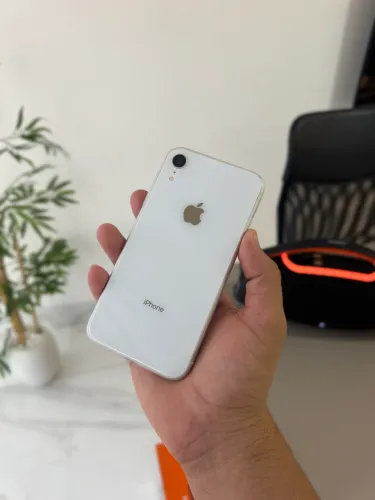 iPhone XR 64 gigas sem desbloqueio facial