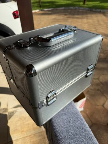 Maleta Profissional Jacki Design Grande Alumínio Semi Nova Organizadora Makeup