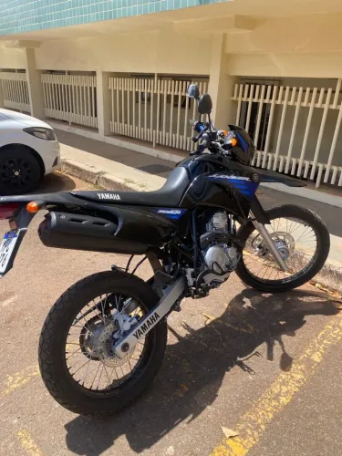 MOTO YAMAHA XTZ 250 Lander