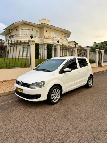 Volkswagen Fox 1.0 MI Total Flex 8V 5P 2012