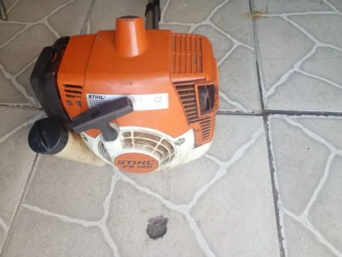 Roçadeira Stihl FS120 revisada