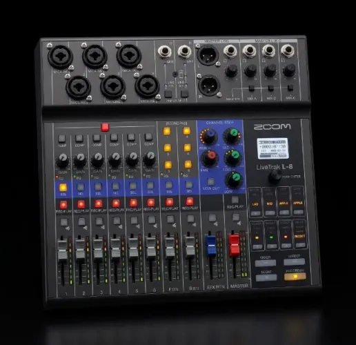 Mesa Mixer e Interface de Áudio / Zoom Livetrack L-8 Canais