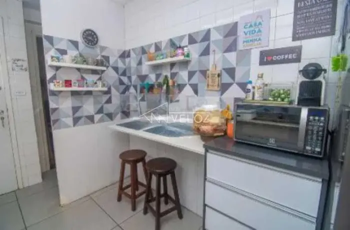 Apartamento - Padrão / Residencial / Leblon