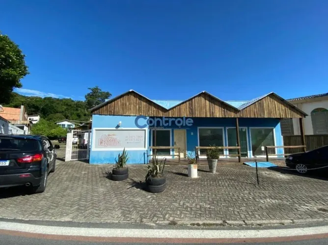 Linda Pousada na Praia da Lagoinha