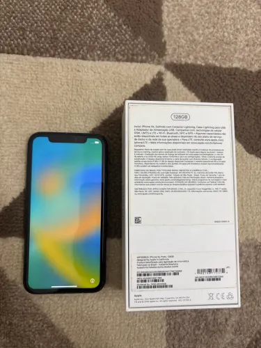 Vendo IPhone XR, preto, 128GB.