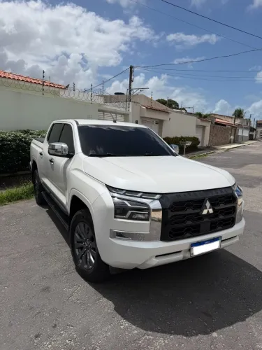 Mitsubishi TRITON HPE 2.4 CD 4X4 TB Diesel Aut. 2026