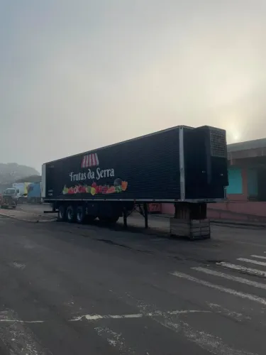 Carreta camera fria