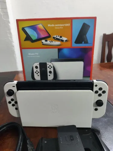 Nintendo Switch OLED 64GB