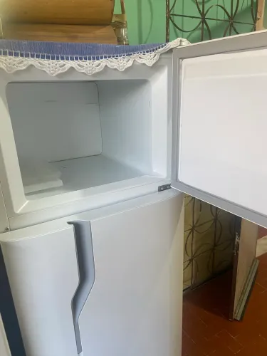 Geladeira Electrolux Cycle Defrost 260L Super Freezer Duplex Branca DC35A