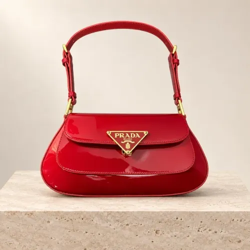 Bolsa Prada Cleo de ombro vermelha